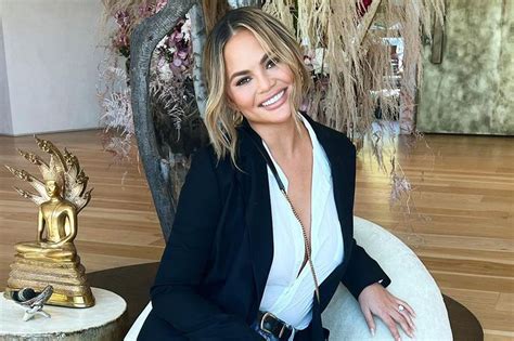 Chrissy Teigen Takes Topless Selfie for Mammogram